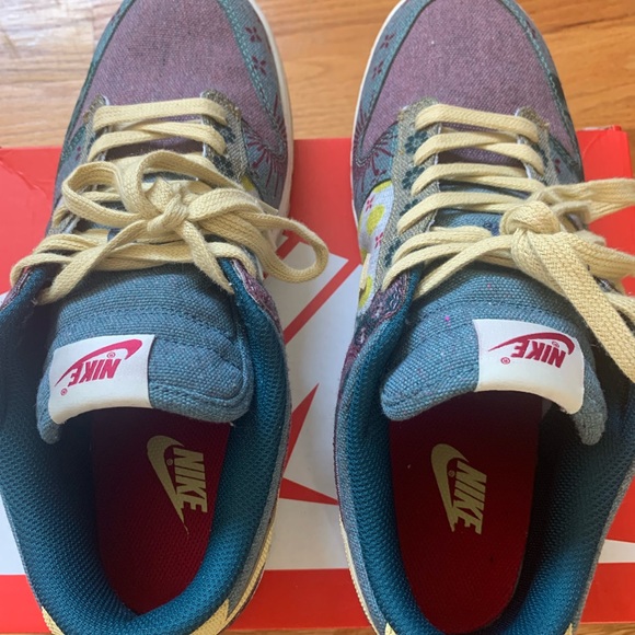 Nike Dunk Low “Community Garden” - Picture 2 of 4